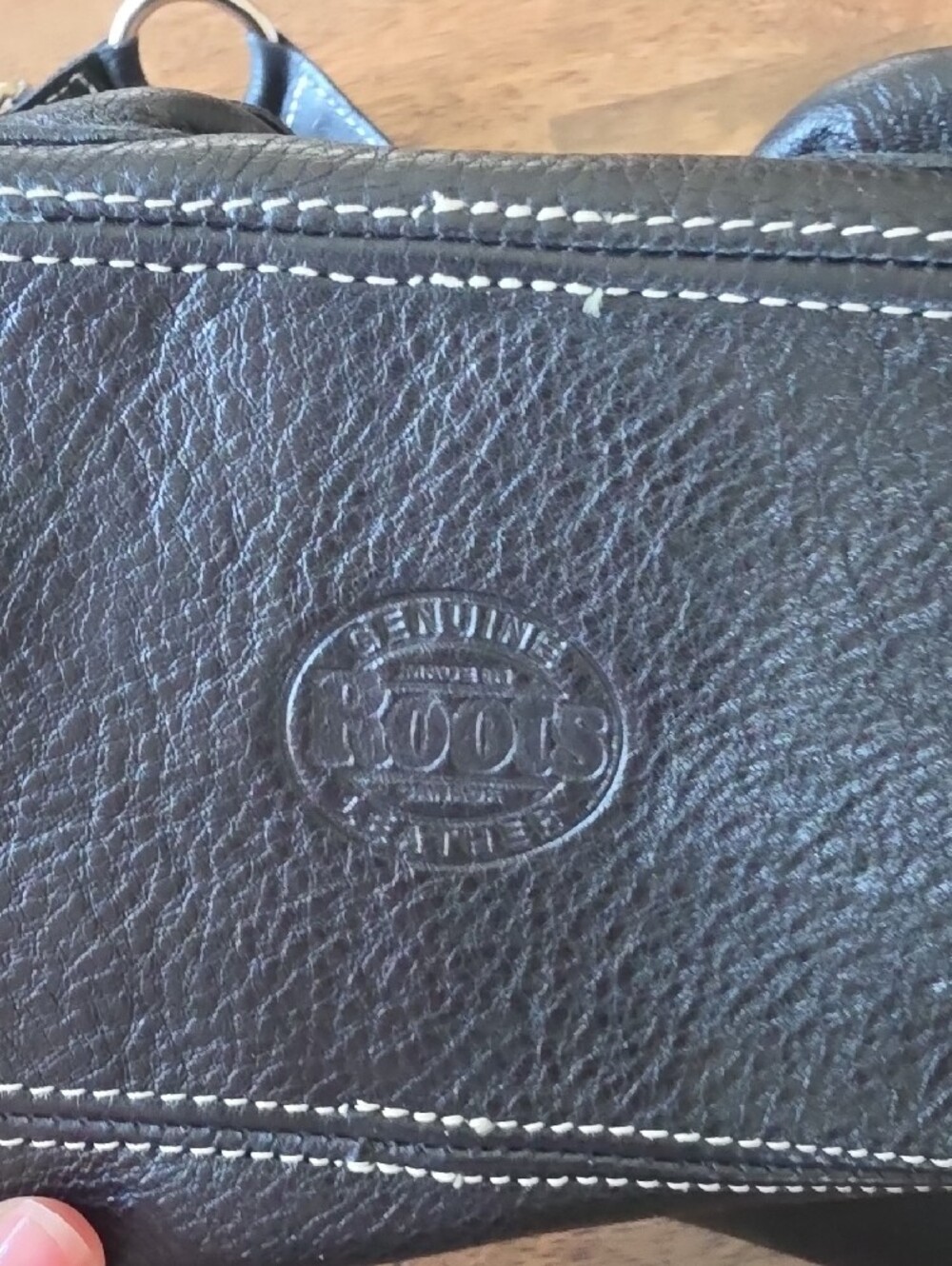 Vintage Roots Canadian Handmade Black Leather Purse - Picture 5 of 6